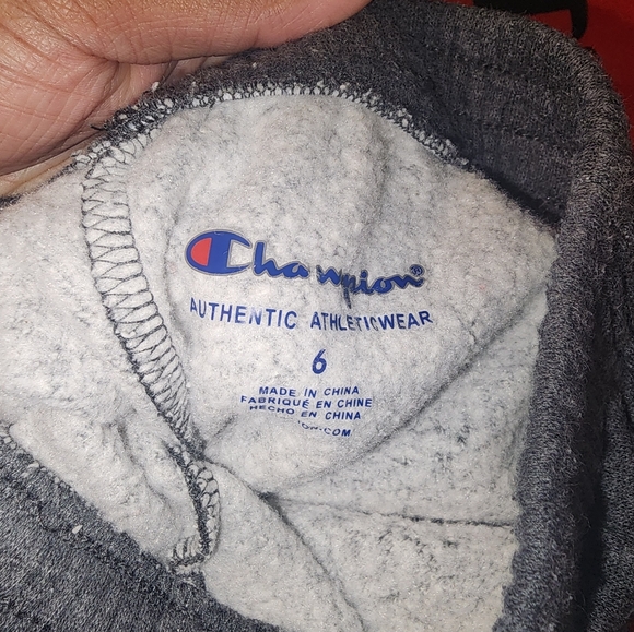 BOYS CHAMPION SHIRT/SWEATPANTS SET - Picture 4 of 5